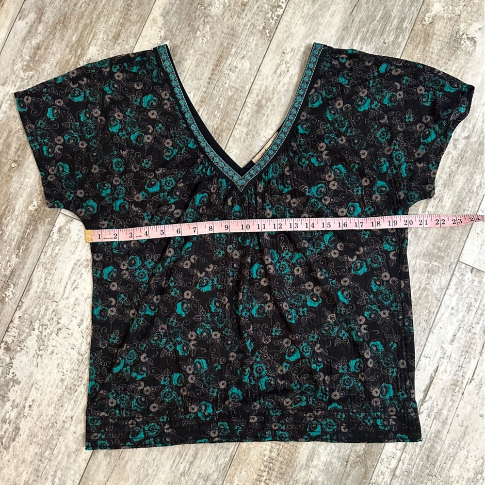 American Rag sheer top - Picture 9 of 10
